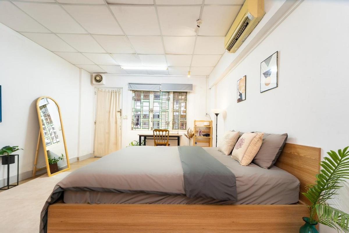 Lagom 18: Tranquil Haven Near Independence Palace Ho Chi Minh City